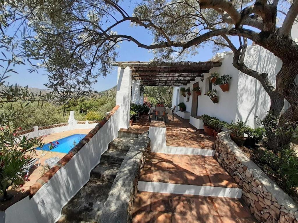 Cortijo Tipico Andaluz En La Sierra Cerca De Frigiliana De Nerja Y De Las Playas Kültér fotó