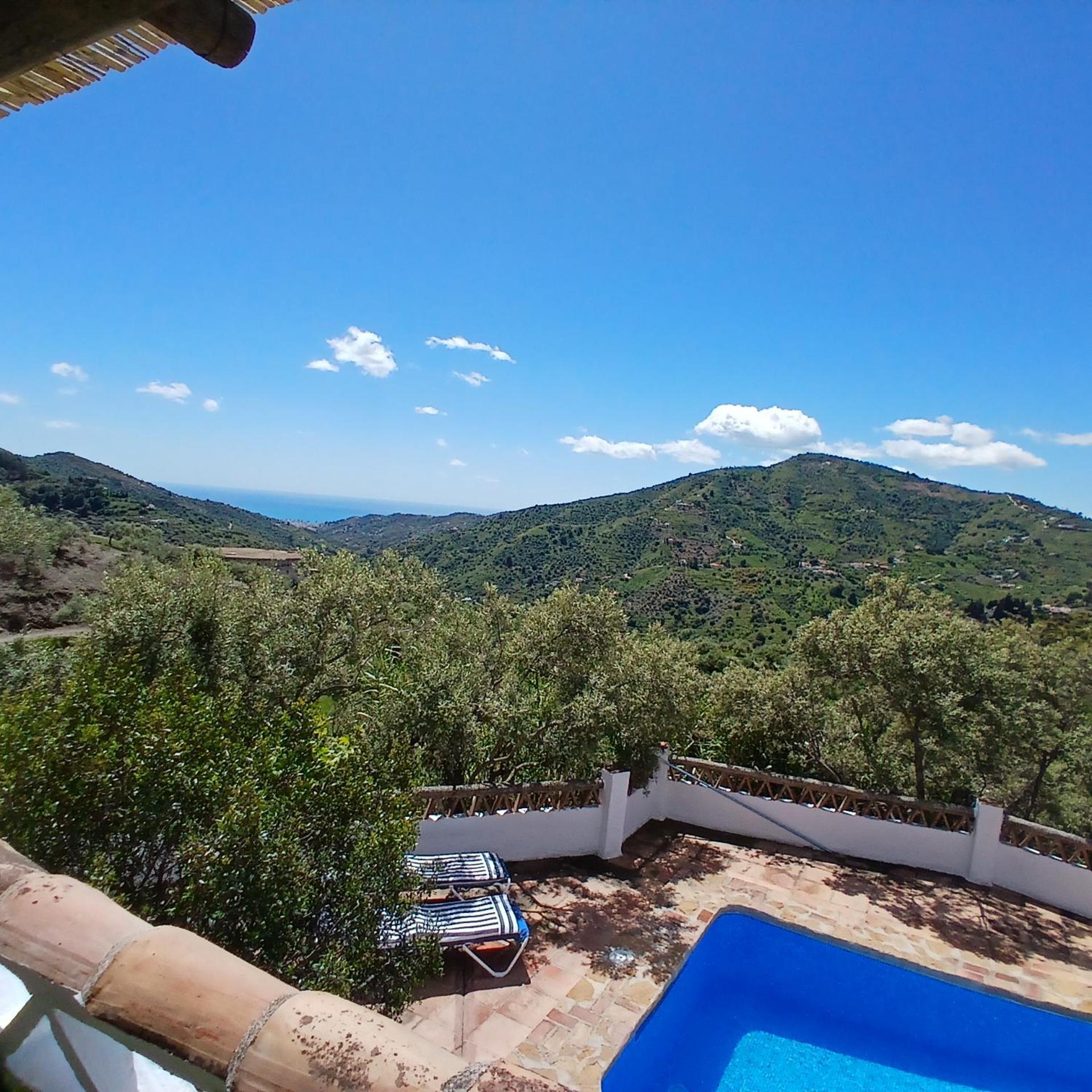 Cortijo Tipico Andaluz En La Sierra Cerca De Frigiliana De Nerja Y De Las Playas Kültér fotó
